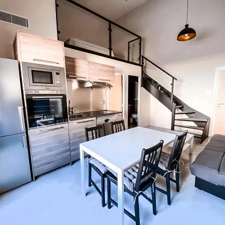 Du Batailler Apartament