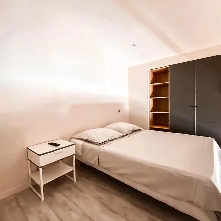 Du Batailler Apartamento *