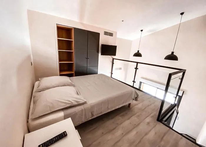 Du Batailler * Le Lavandou